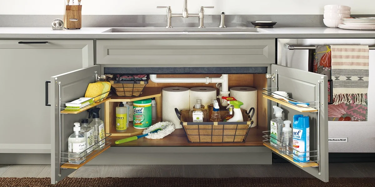 چیدمان کابینت زیر سینک ظرفشویی
