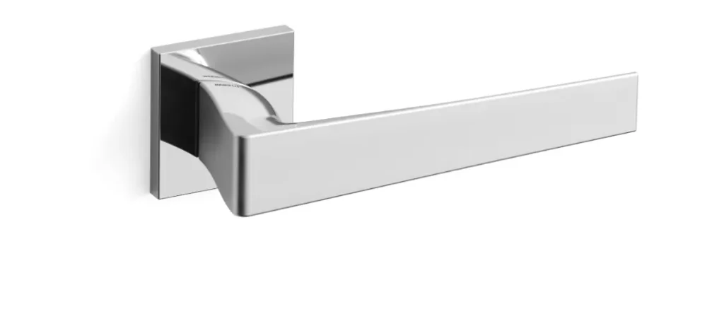 مارکو پیوا (Marco Piva) طراح کالکشن Finishes ماندلی